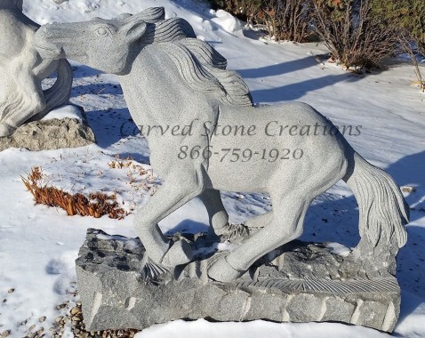 CanteringGraniteHorse-min