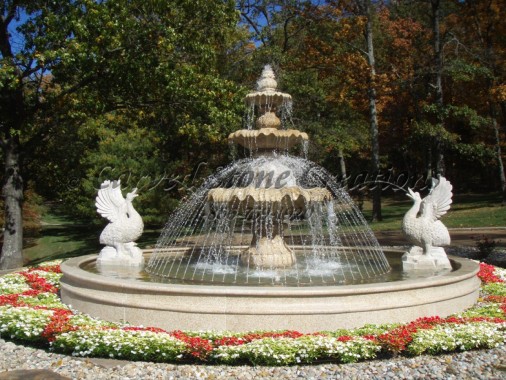 Swan Motor Court Fountain