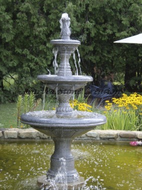 Clasical Garden Foutnain