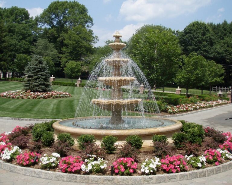 Guests With A Large Outdoor Water Fountain, Outdoor Large Fountains