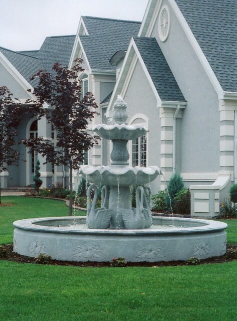 Frontyard two tired fountain design for home
