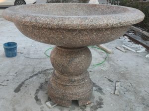 Wild Rose Granite 5' Dainty Urn